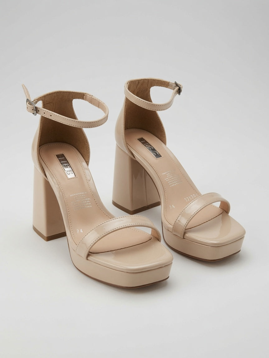 Zapatillas de Plataforma Nude en Charol con Tacón Ancho
