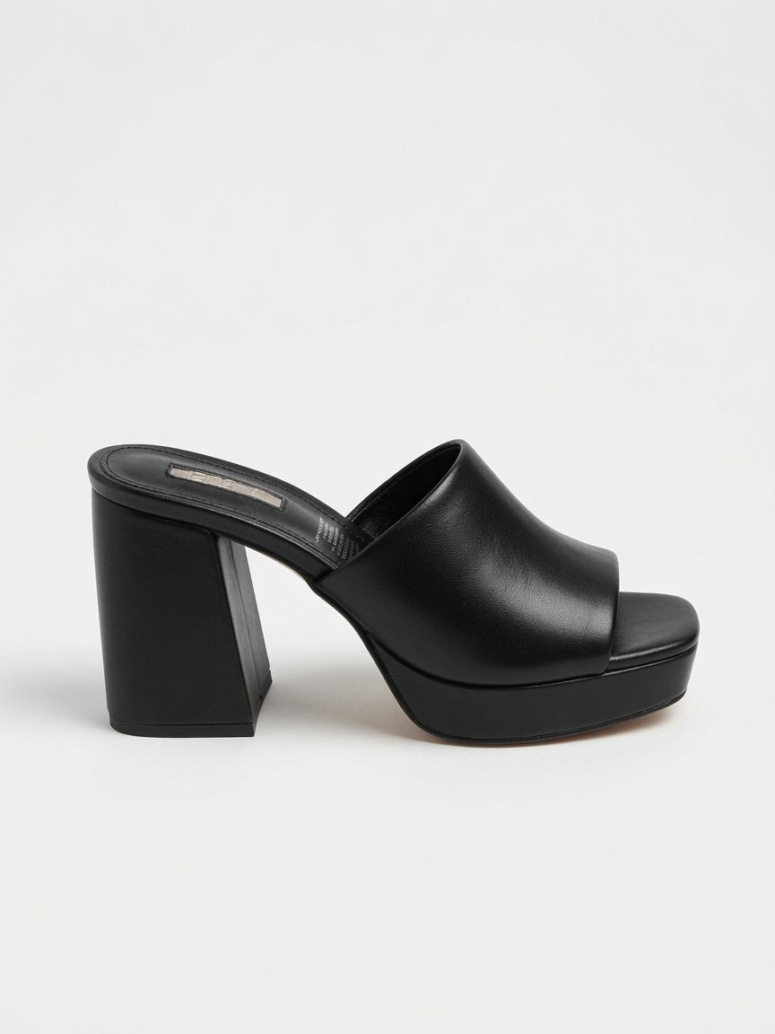 Zapatilla de Tacón Alto con Plataforma Negra