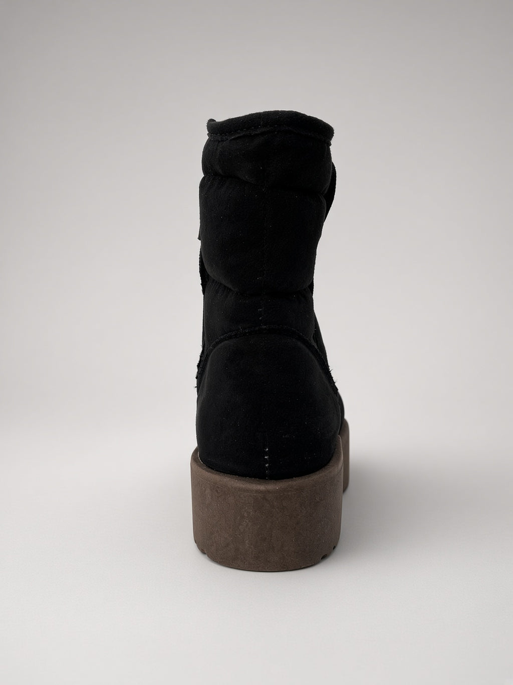 Botin Térmico de Gamuza Negra con Botón Lateral para Dama