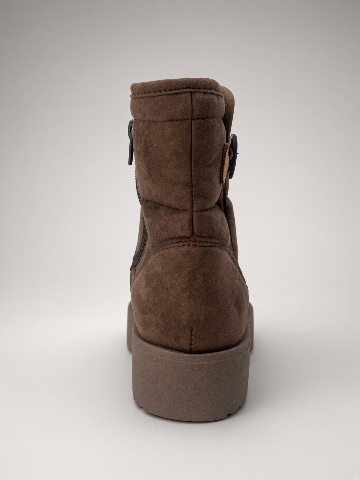 Botin Térmico de Gamuza Cafe Claro con Botón Lateral para Dama