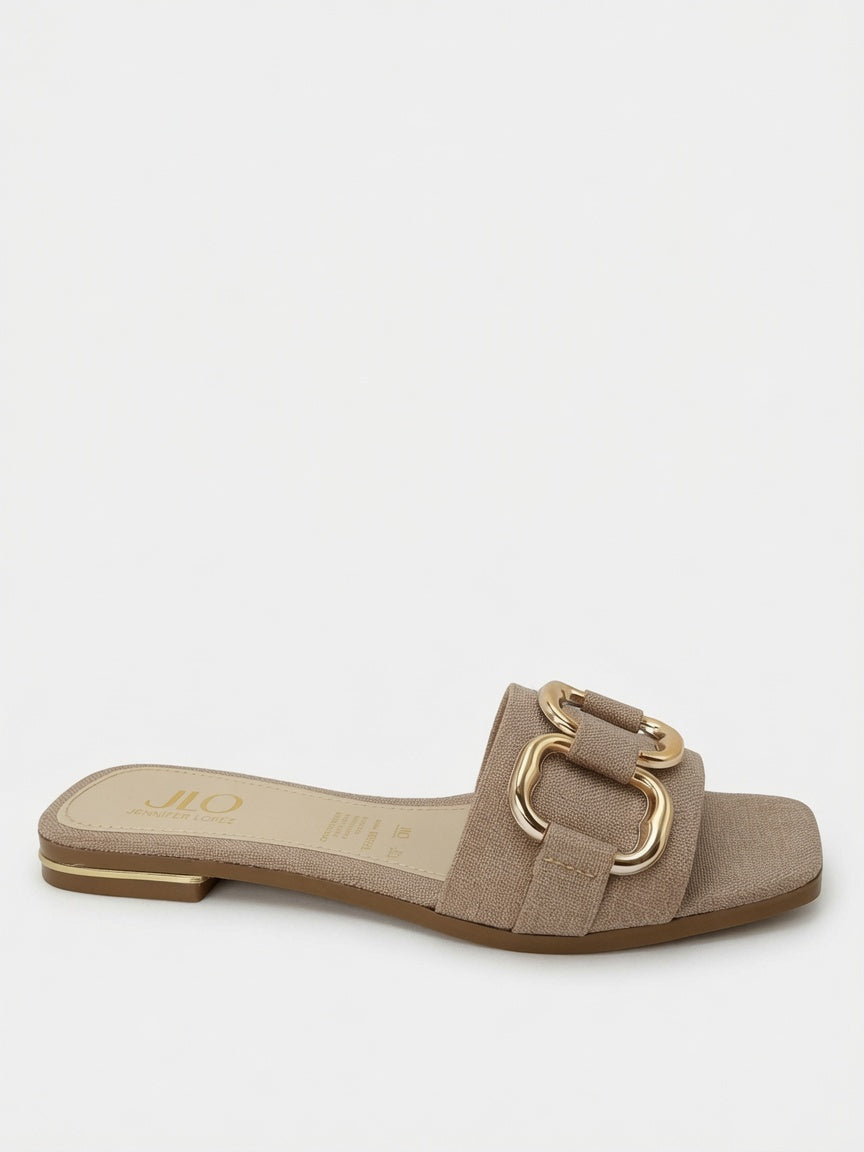Sandalias Planas JLO con Hebilla Dorada - Color Beige