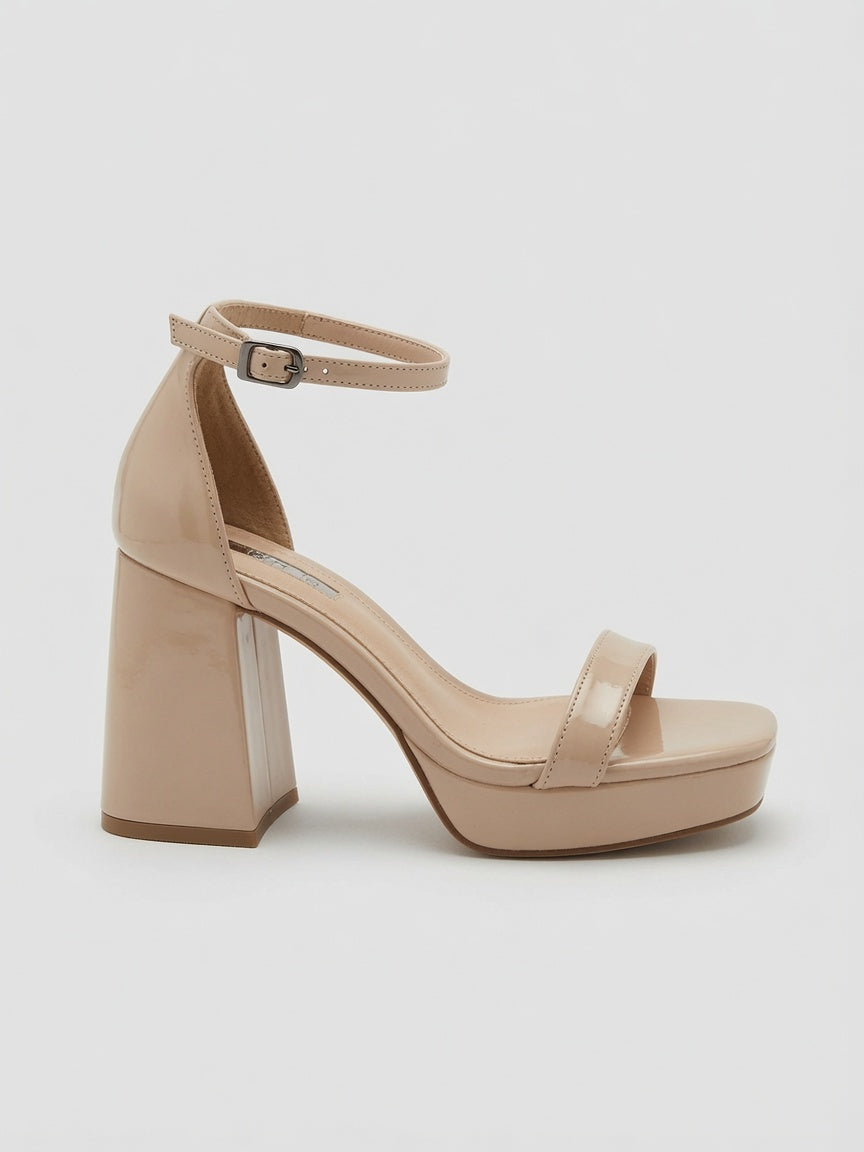 Zapatillas de Plataforma Nude en Charol con Tacón Ancho