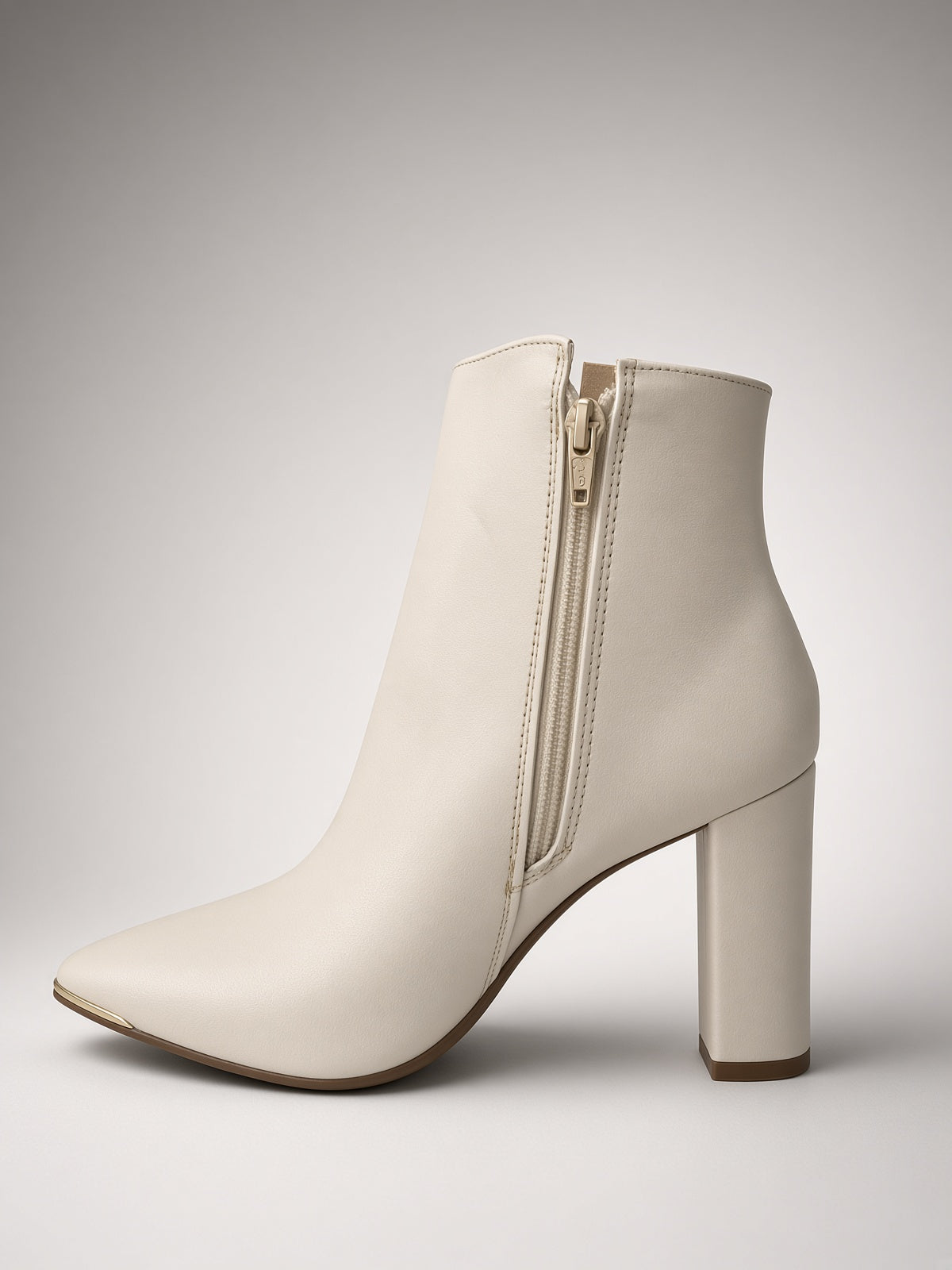 Botín Mujer Beige Tacón Alto Cuadrado Elegante Punta Fina Dorothy