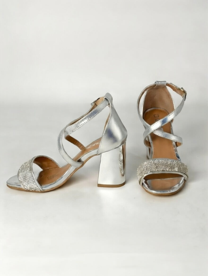 Zapatillas color plata CLASBEN