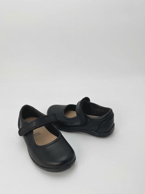 Zapato Escolar Negro para Niña con Velcro Marca VAVITO